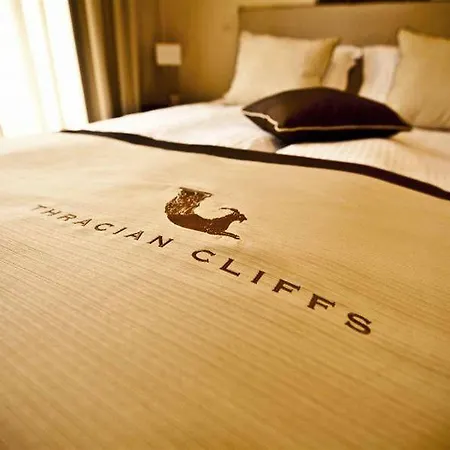 Thracian Cliffs Golf & Feriested
