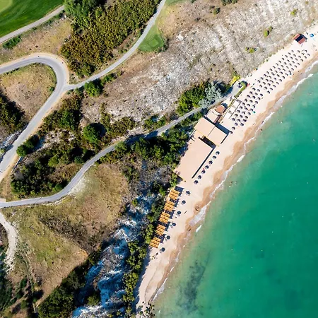 Üdülőközpont Thracian Cliffs Golf &