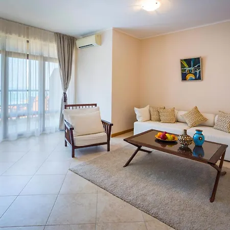 трейшън клифс голф 5* Каварна
