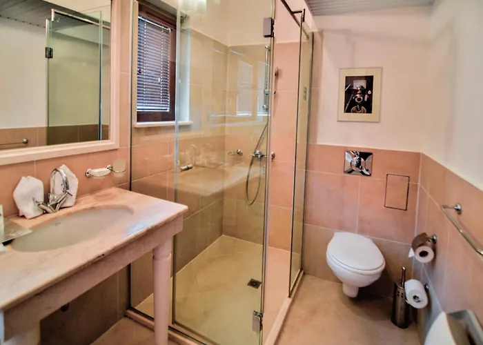 ثراسيا كليفس غولف&بيتش ريزورت منتجع 5*