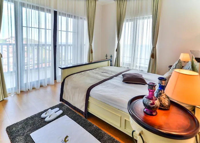 منتجع ثراسيا كليفس غولف&بيتش ريزورت