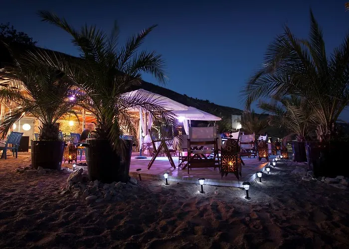 ثراسيا كليفس غولف&بيتش ريزورت